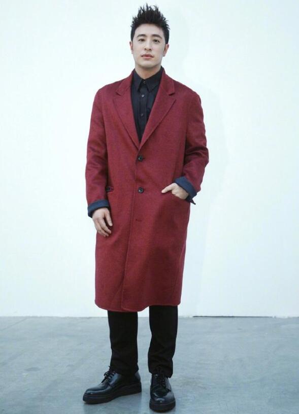 巴黎时装周男明星造型解析,巴黎时装周郑恺