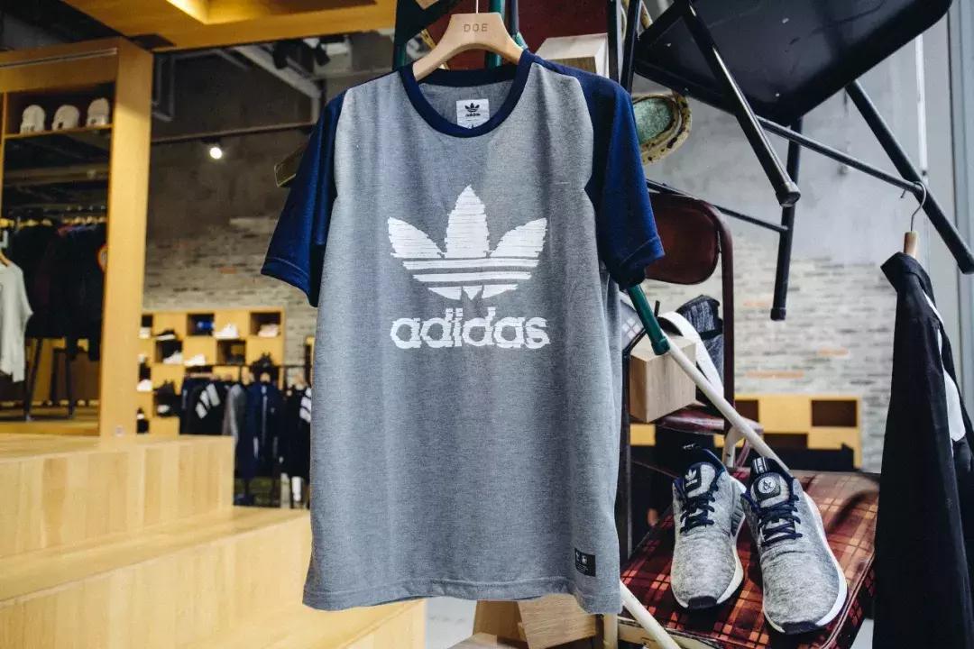 yeezy700waverunner穿搭,yeezy700waverunner真假