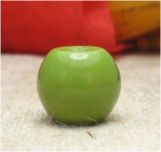 绿颜色的绿松石好吗,绿松石颜色绿的好还是蓝色的好