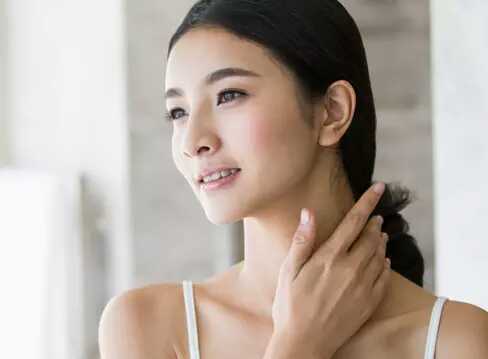 食疗护肤让肌肤细腻嫩滑,怎么护肤才能把脸变得软嫩