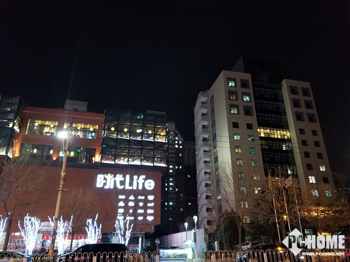 三星w2018翻盖有心系天下吗,三星w2019最后一款情怀大翻盖