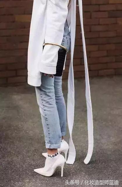 穿高跟鞋穿什么袜子都好看,高跟鞋里穿袜子