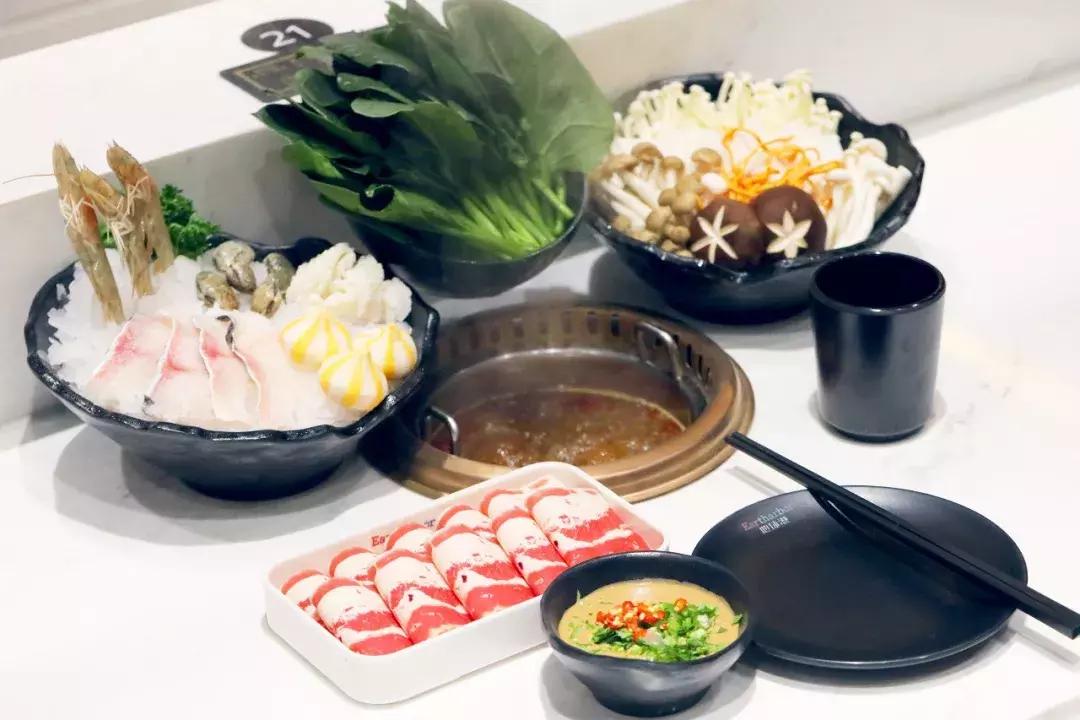 宇宙最红“地球港”空降北京！8国牛肉，逛吃7天不重样！