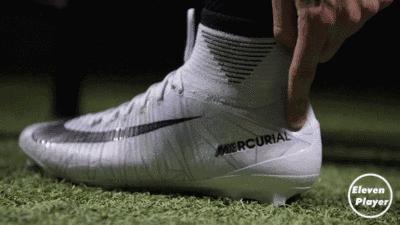 足球球鞋磨脚趾头的解决办法,足球鞋磨脚的鞋子怎么处理最好