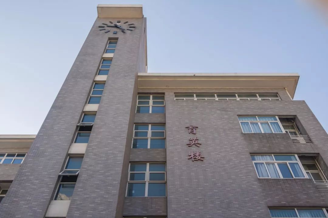 南京这所中学500元建校，出了2位世界冠军，最擅长的却是买买