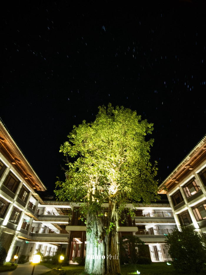 骞夸笢鍝噷鍙互绂呬慨浣忓,宀崡绂呬慨閰掑簵鍥剧墖