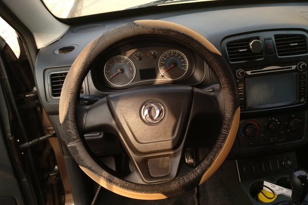 东风风光330dk15是铝制发动机吗,东风风光330Dk1.5发动机