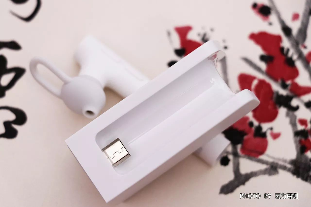 蓝牙耳机充电底座,小米9无线充电底座