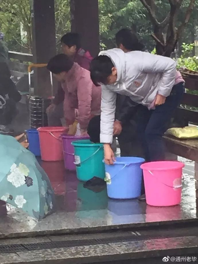 宜春温汤露天泡脚在哪里,宜春温汤古镇旅游攻略