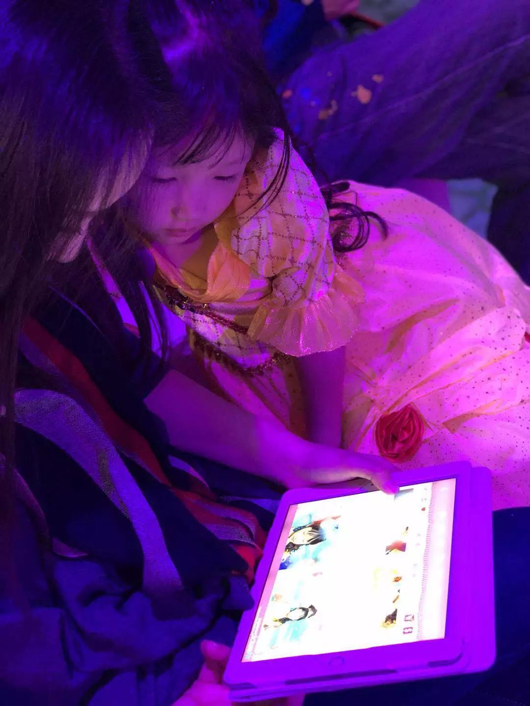 香港迪士尼必玩攻略,香港迪士尼攻略一日游最新一期