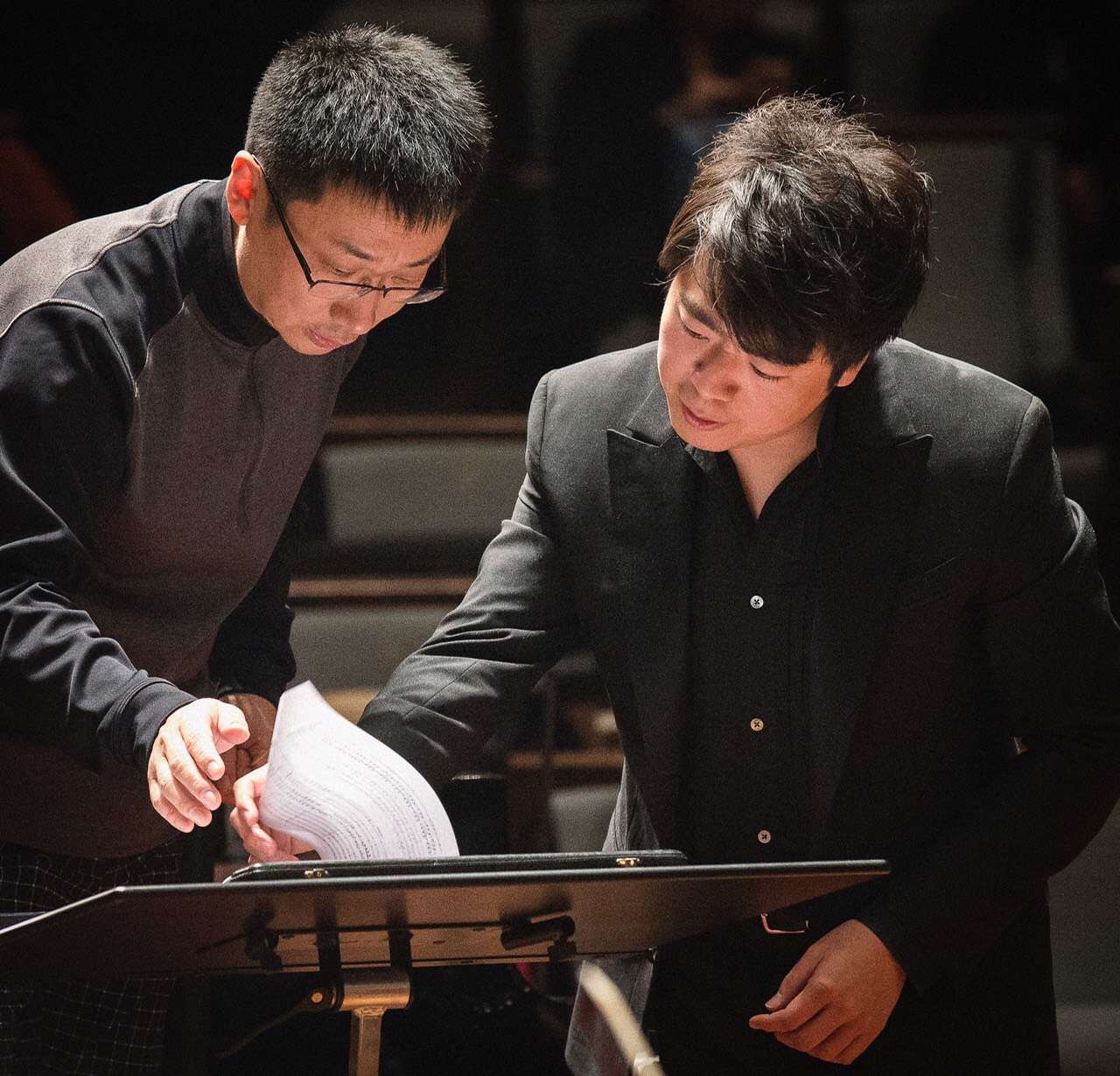 钢琴家郎朗弹的中国名曲,钢琴演奏家郎朗的演奏视频