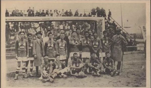 球员和裁判，他都做到了最优秀