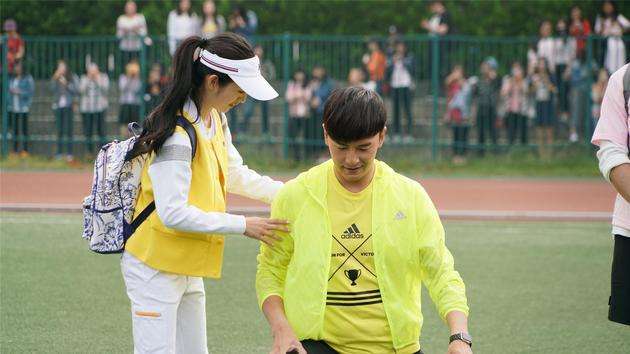 林心晨郑元畅参加综艺,郑元畅和林依晨拍吻戏是真吻吗