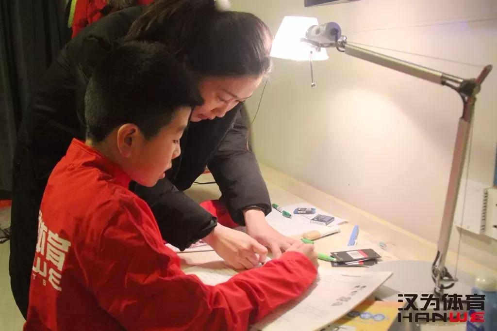 有哪些足球冬令营,2019足球冬令营