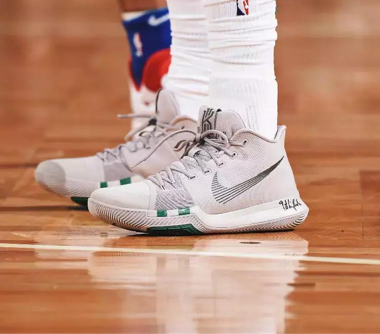 看欧文打球的反应,看到了欧文的影子