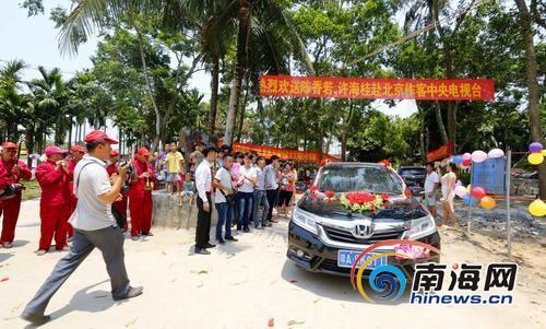 56岁农村光棍娶28岁媳妇,村里老光棍娶漂亮媳妇