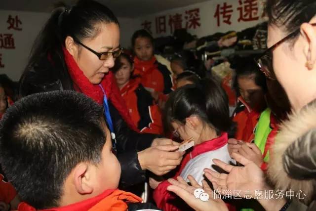 家里不要的旧衣不要丢,家里有旧衣服千万不要扔了