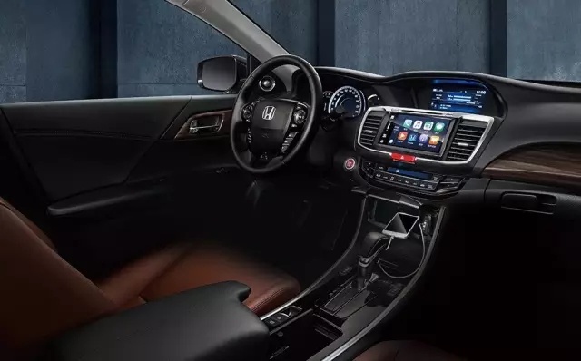 新雅阁能上绿牌吗,新雅阁还有吗