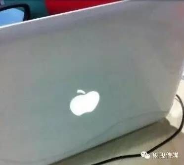 肯德基化妆品,肯德基联名彩妆