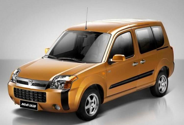 5万左右的七座纯电mpv,搭载2.5升v6发动机mpv