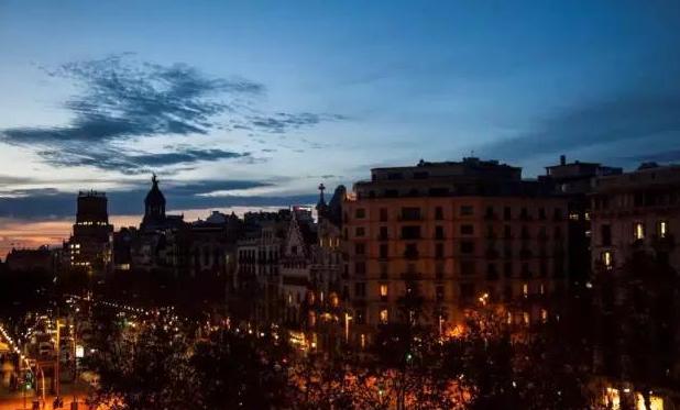 流星花园精彩片段,流星花园巴塞罗那喷泉