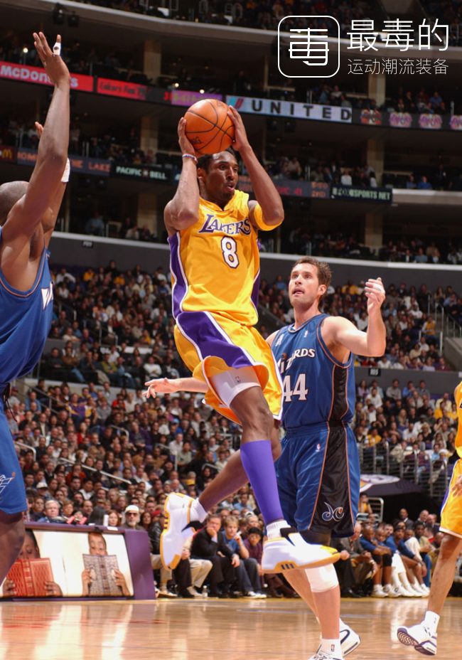 回顾科比上脚战靴,传奇落幕科比