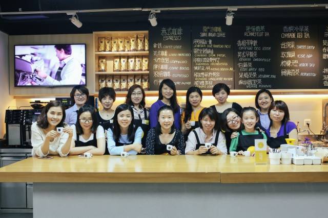 黄小厨说：一杯好咖啡既需要套路又需要真诚～