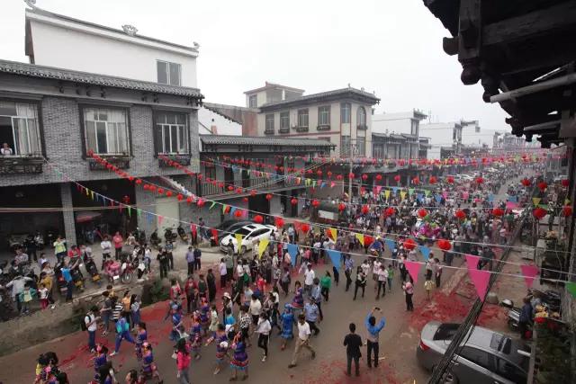 南宁十大游泳景区排名,南宁龙门水都景区游泳池