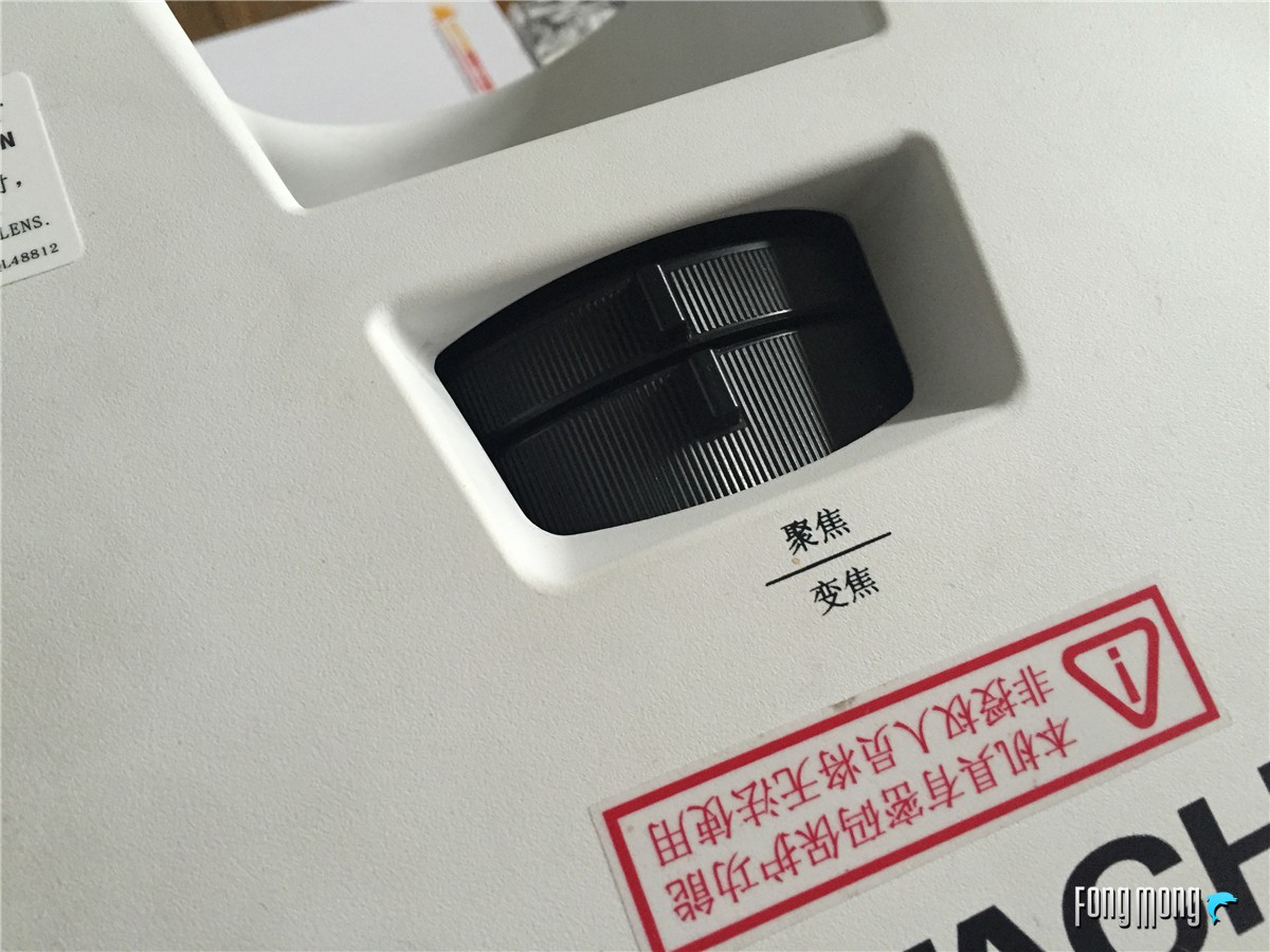 极米z4爵色投影仪是金色的么,极米z4x观影效果怎么样