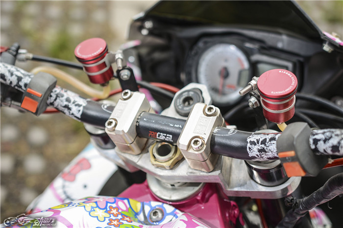 铃木k8爆改,hellokitty叛逆版