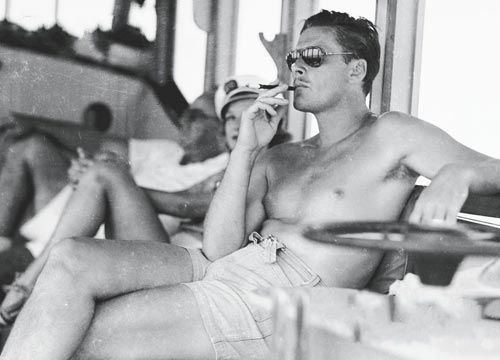 戴上很好看的墨镜,宋仲基同款墨镜