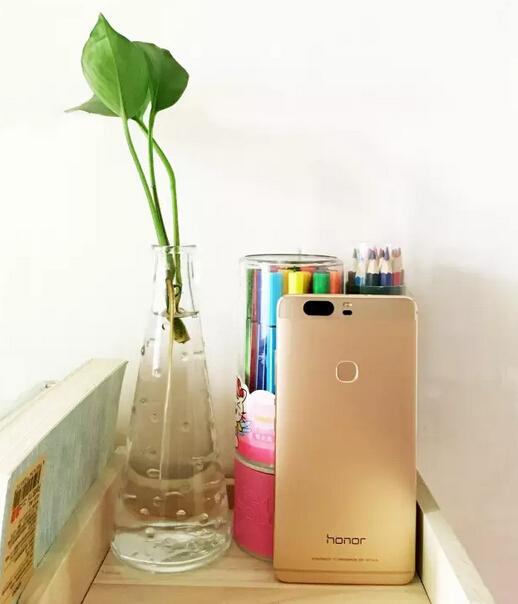 荣耀v8的各项参数,荣耀v8玩王者荣耀测评