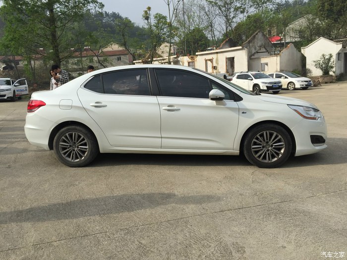 雪铁龙c4l最致命的5大缺点,雪铁龙c4l1.6t的油耗多少