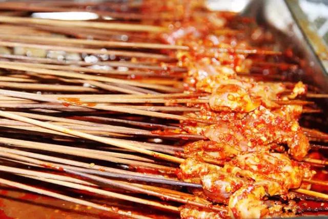 西安最好吃的冷热串串,西安人气最旺的冷锅串串