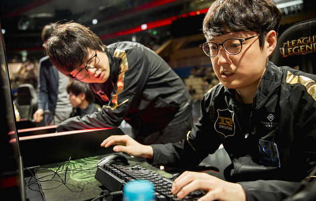 亚运会rng中韩决赛第四场,2018中韩对抗赛rng第五场