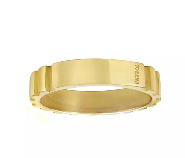 低调又奢华,那些耀于指尖上的时尚魔戒|MAGIC