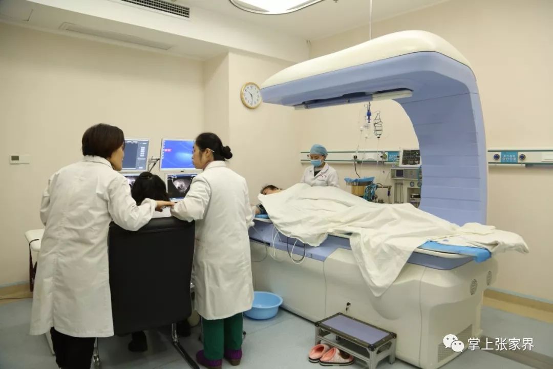 鼠标一点，病痛就跑！这家医院怕不是在拍科幻片