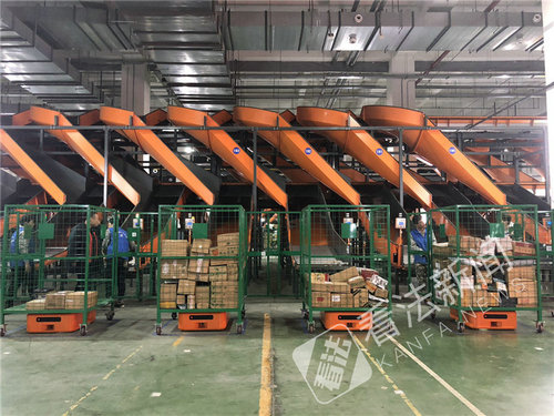 又一家物流有机器人了载重500公斤可用平板操作