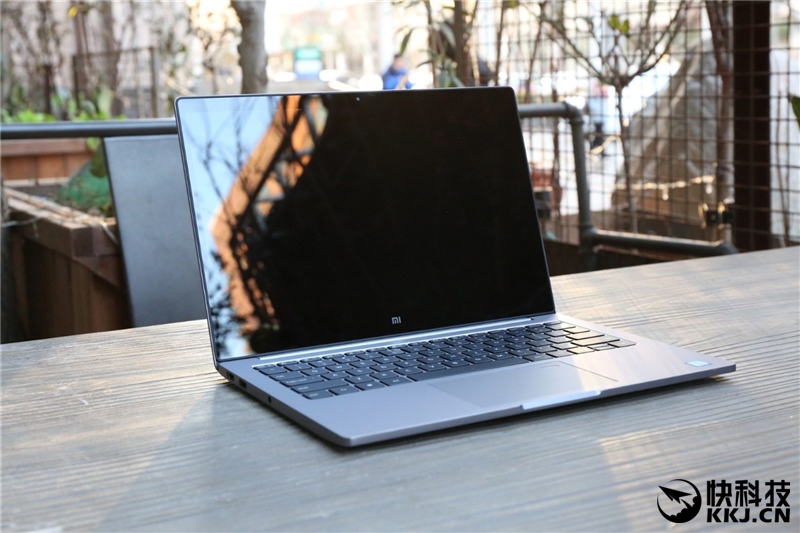 redmibuds3和小米air2s哪个好,轻薄游戏笔记本推荐2021