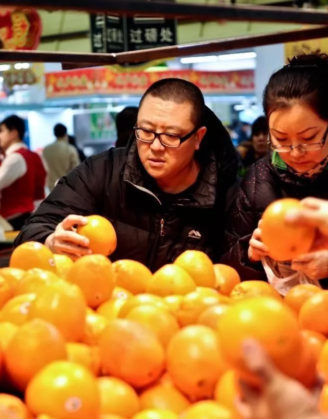你办年货的“哈达”果菜质量咋样?200次检测显示:有一种家家必买菜“有风险”