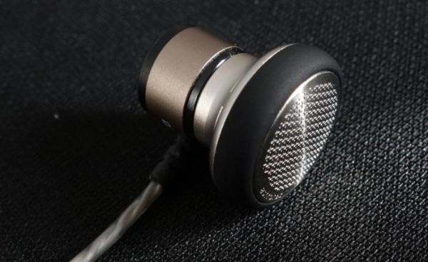 比贫农还穷的是什么,比很多人都过得好但是不快乐