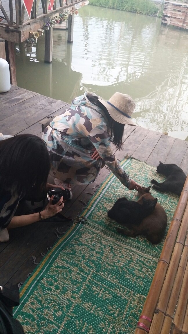 在泰国和泰国人对话,在泰国旅游怎么沟通