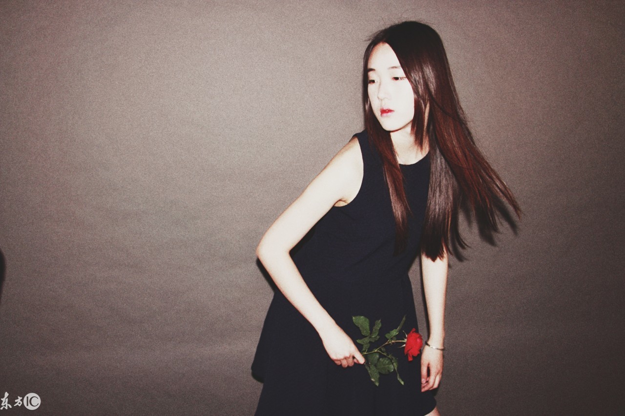 怎么跟12星座恋爱聊天,聊天不爱回消息的人是啥星座