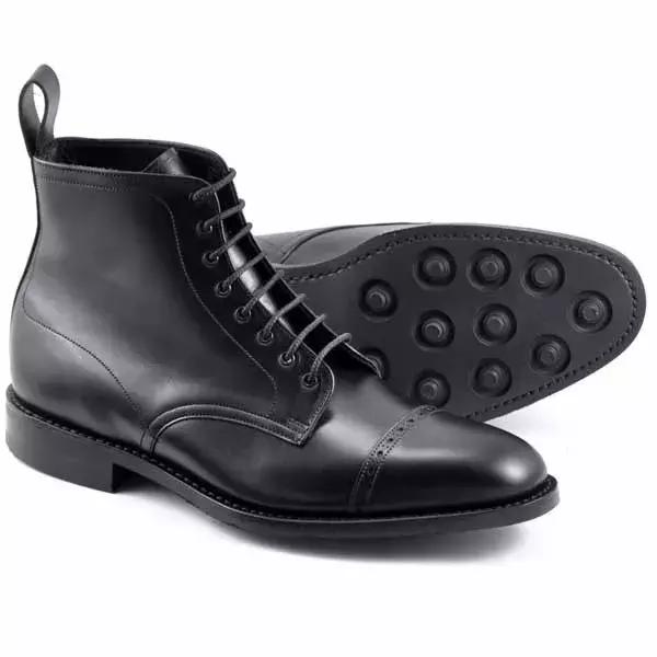 雨天皮鞋湿了怎么补救,皮鞋雨天进雨水后该怎么处理