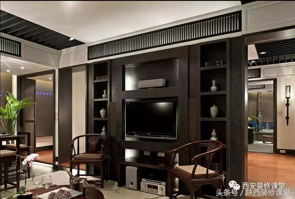 电视墙有门怎么处理,电视墙有门怎么办好