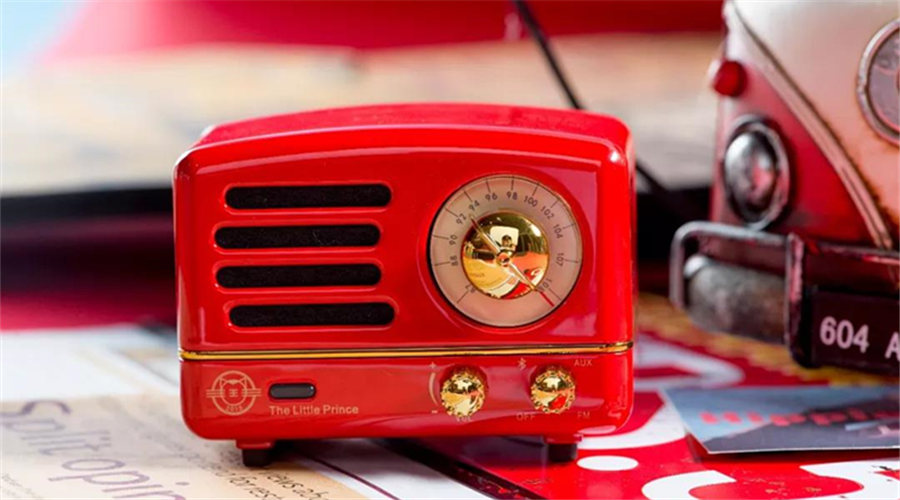 情人节送女朋友礼物什么时间最好 (情人节送女朋友什么礼物比较实用)