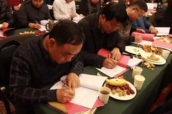 热烈祝贺公司荣获奖项,热烈祝贺集团年会圆满成功