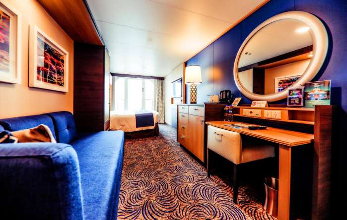 莲二爷美轮环邮——11姑娘的皇家海洋量子号公海飘荡日志