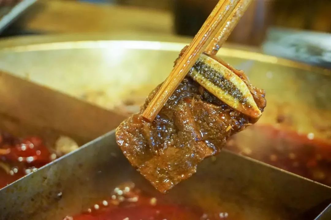 重庆火锅前十强十大必点菜,冬天重庆南山火锅推荐