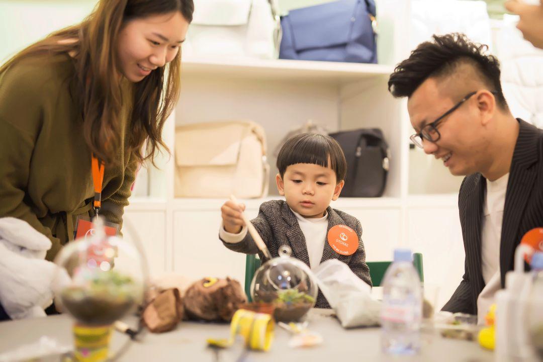 2018别养蛙了！身边的人都变潮爸潮妈了，我可能是个假的90后……